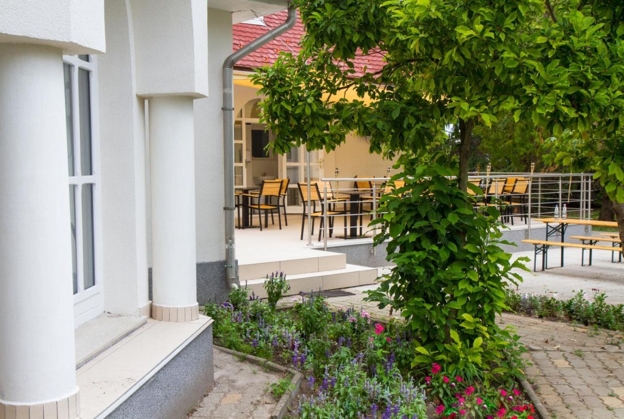 Bed and Breakfast Sungarden Vendeghaz Sajoszoged Exteriér fotografie