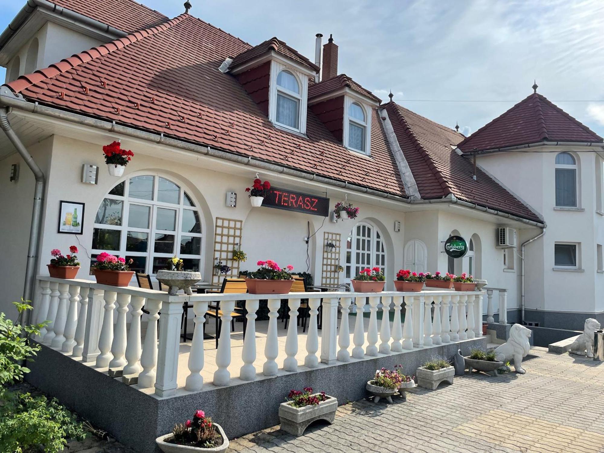 Bed and Breakfast Sungarden Vendeghaz Sajoszoged Exteriér fotografie